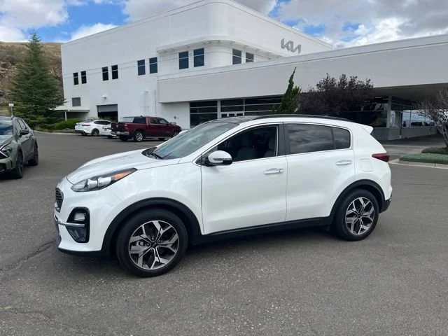 Certified Used 2022 Snow White Pearl Kia EX image 2