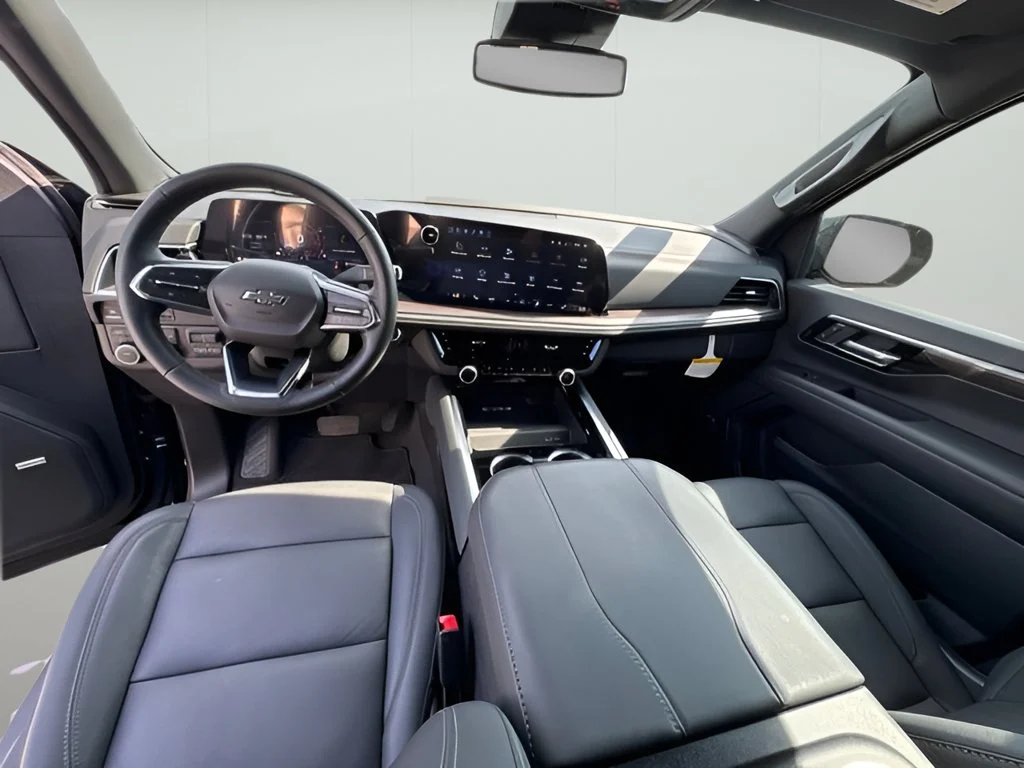 New 2026 Black Chevrolet Z71 image 22
