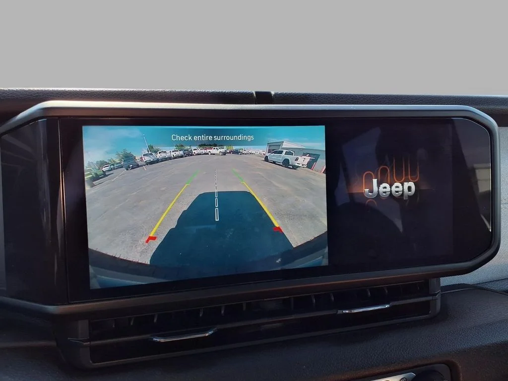 Used 2024 Gray Jeep Sport S image 6