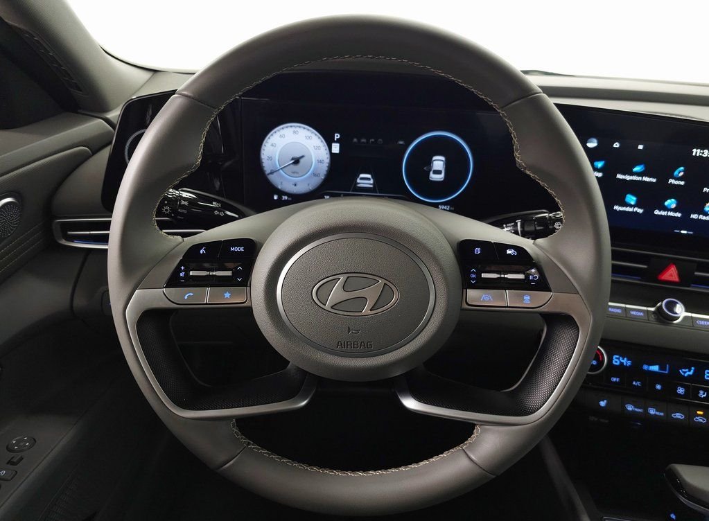 2025 Hyundai Elantra SEL - Photo 18