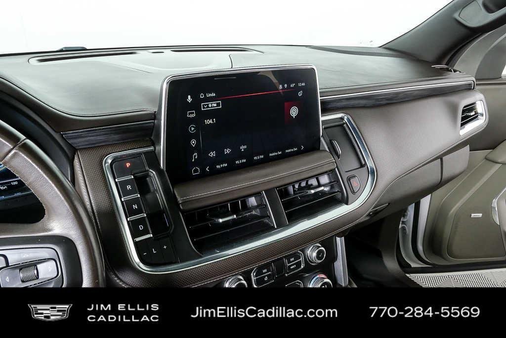 Used 2023 White Frost Tricoat GMC SLT image 13