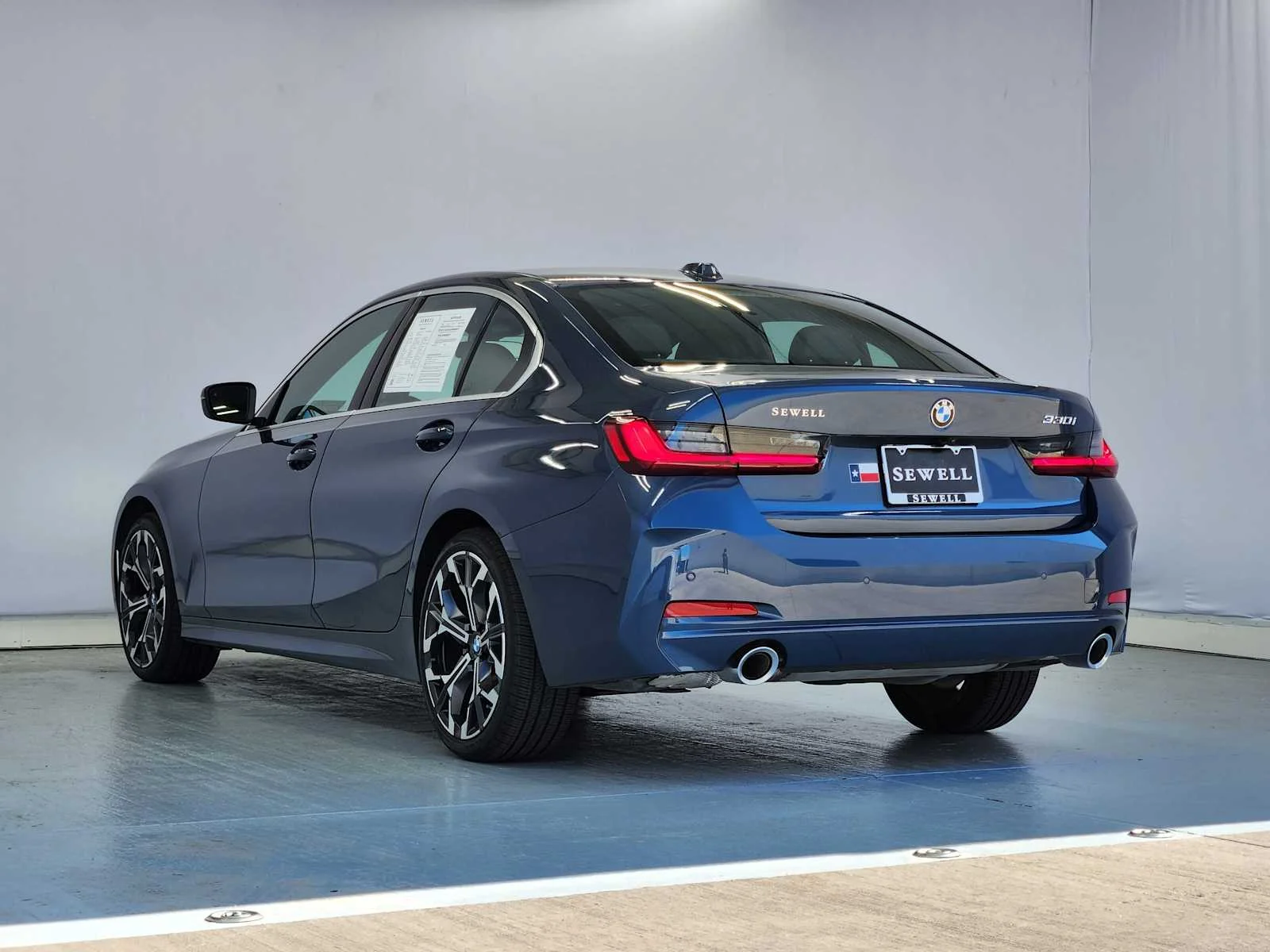 Certified Used 2025 Arctic Race Blue metallic BMW 330i image 3