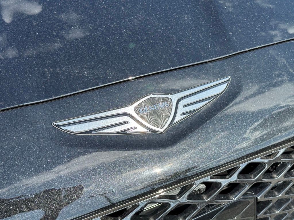 2025 GENESIS G70 Standard - Photo 8