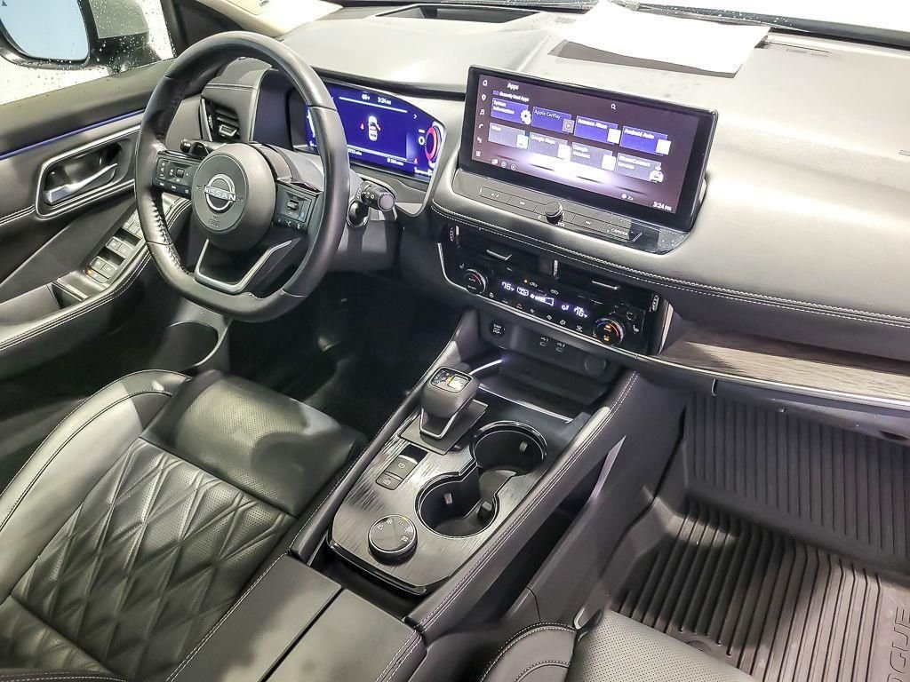 Used 2024 Boulder Gray Nissan Platinum image 23