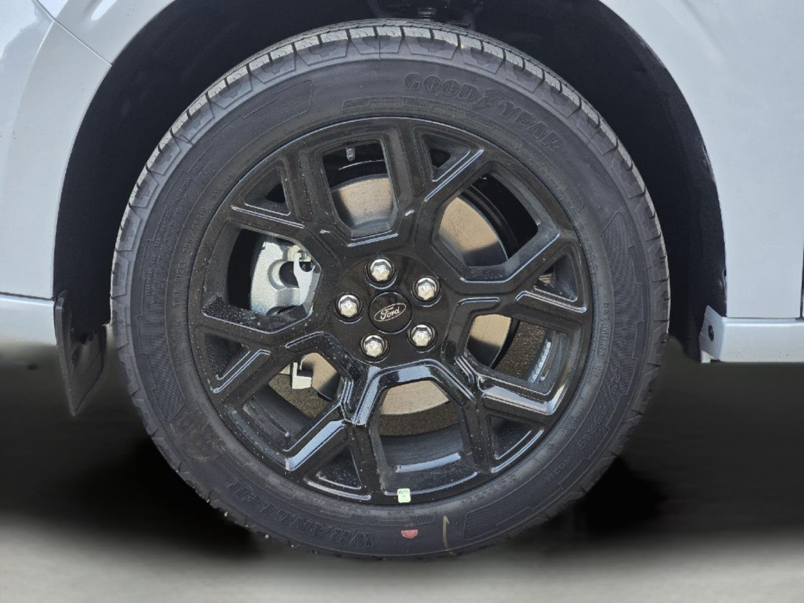 New 2026 Space White Metallic Ford Lobo™ image 7