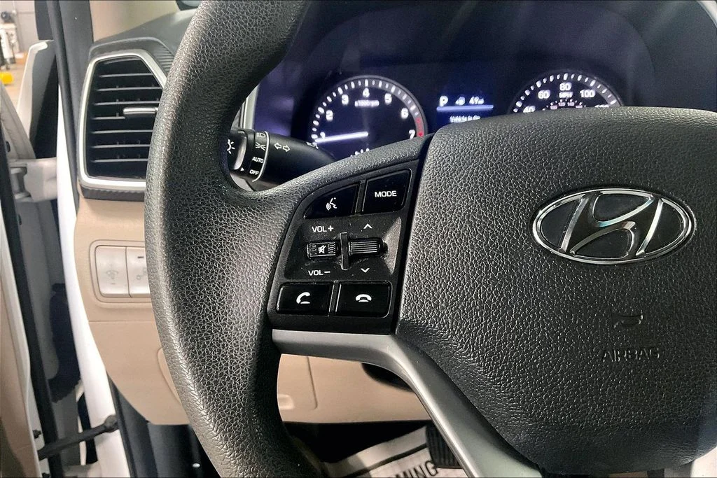 Used 2020 White Hyundai SEL image 18