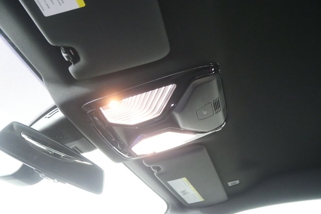New 2026 Black Sapphire Metallic BMW Base image 18