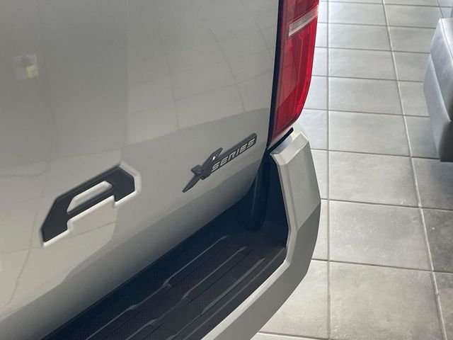2026 Toyota Tacoma SR5 - Photo 12
