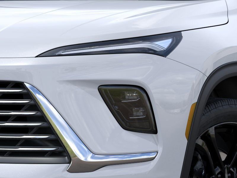 New 2026 Iridescent White Tricoat Buick Preferred image 10