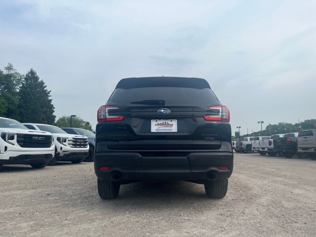 Used 2023 Crystal Black Silica Subaru Onyx Edition image 9