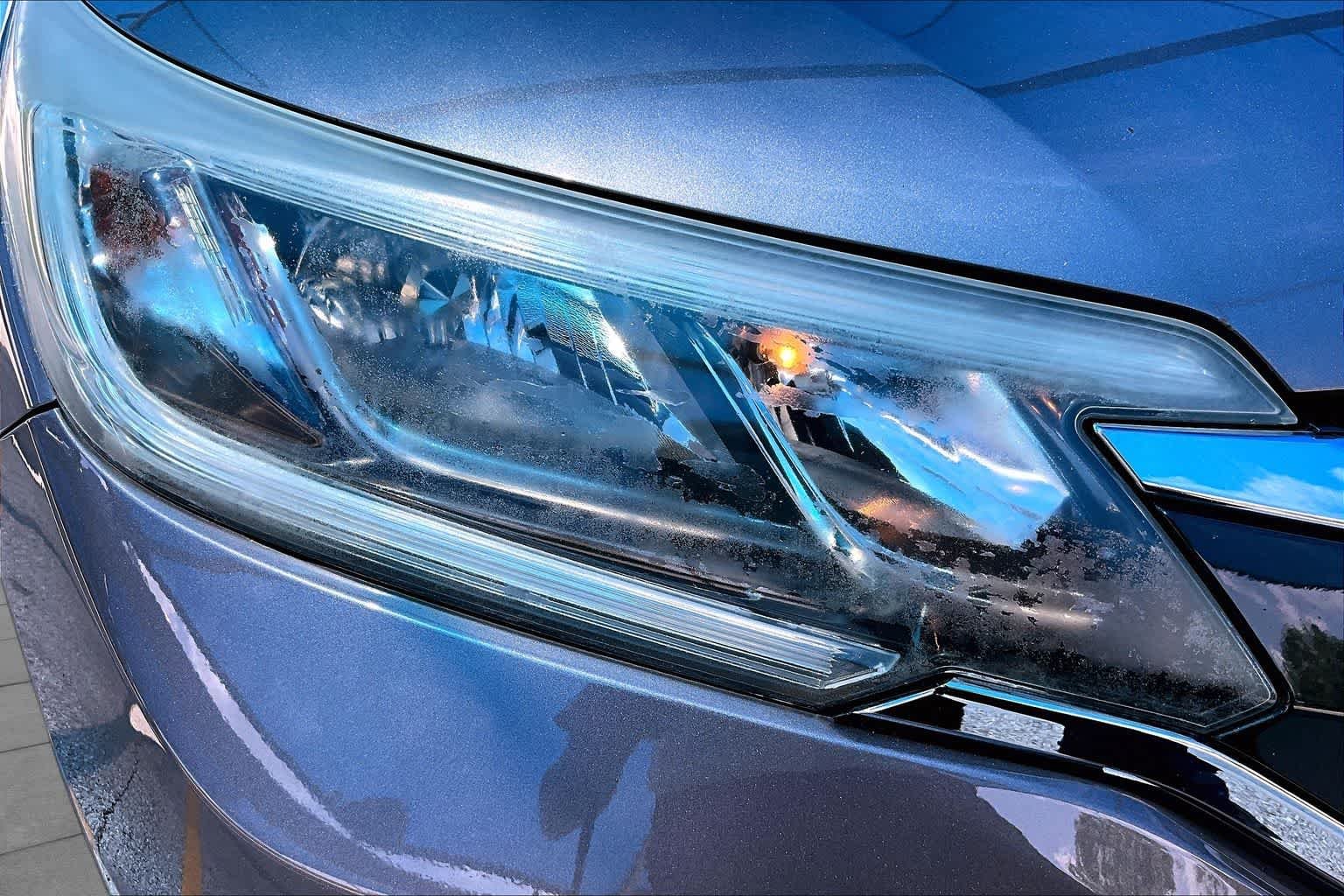Used 2015 Modern Steel Metallic Honda LX image 28