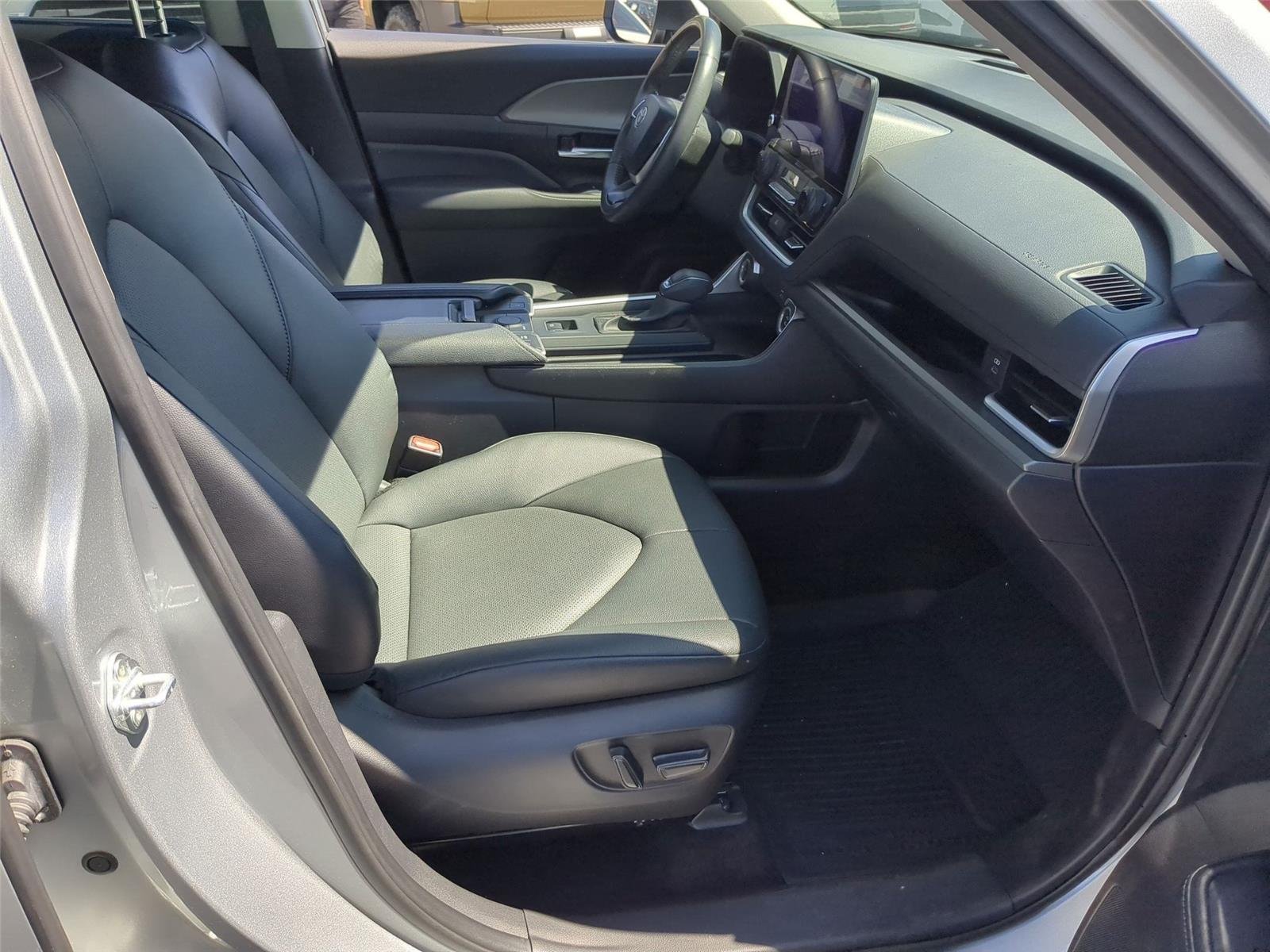 Used 2024 Celestial Silver Metallic Toyota Hybrid XLE image 39