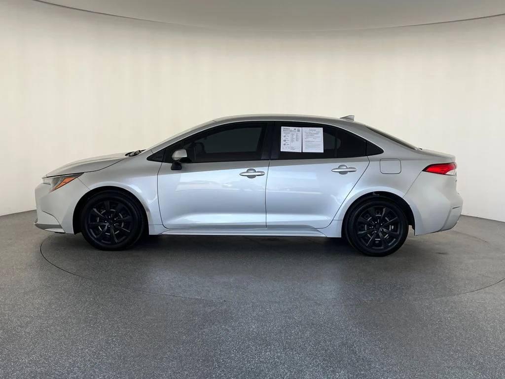 Used 2021 Silver Toyota LE image 7