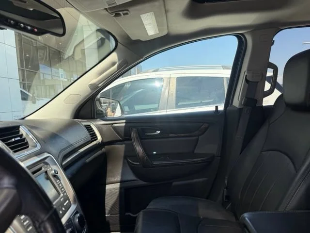 Used 2016 IRIDIUM METALLIC GMC Denali image 6
