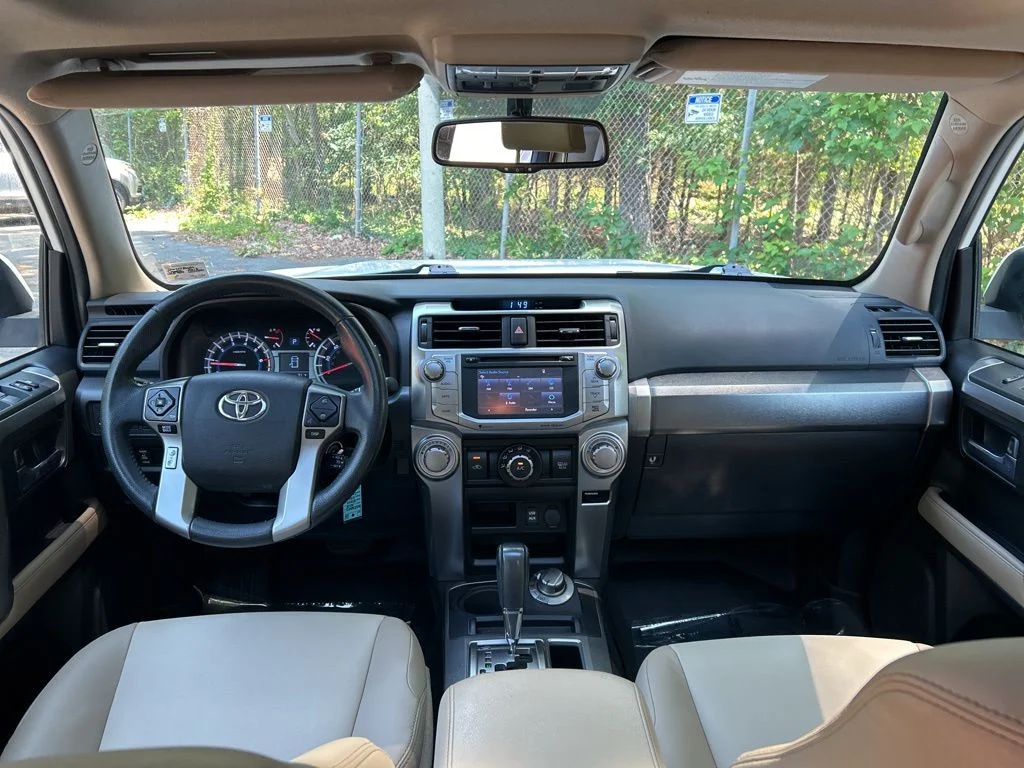 Used 2018 White Toyota SR5 Premium image 28