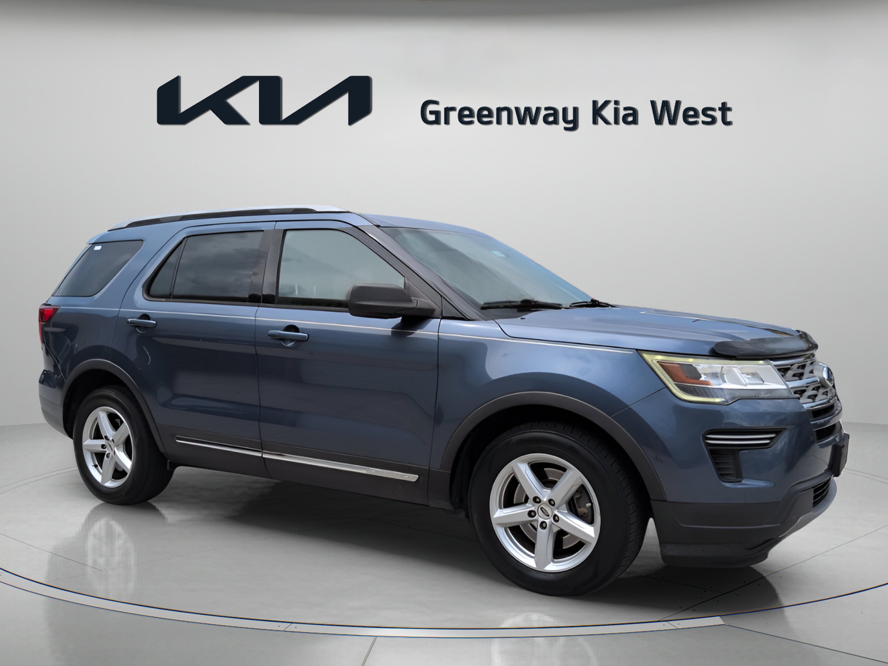 Used 2018 Blue Metallic Ford XLT image 9