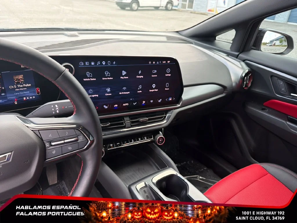 2024 Chevrolet Equinox EV RS - Photo 20