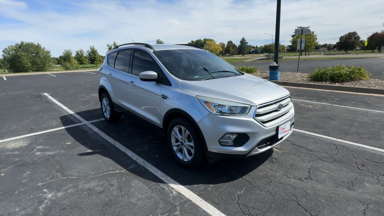 2018 Ford Escape SE photo 2