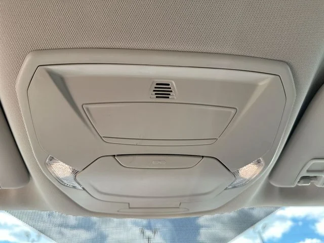 Used 2019 Black Ford SE image 41