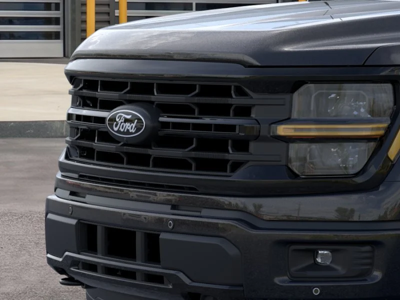 New 2026 Agate Black Metallic Ford XLT image 17
