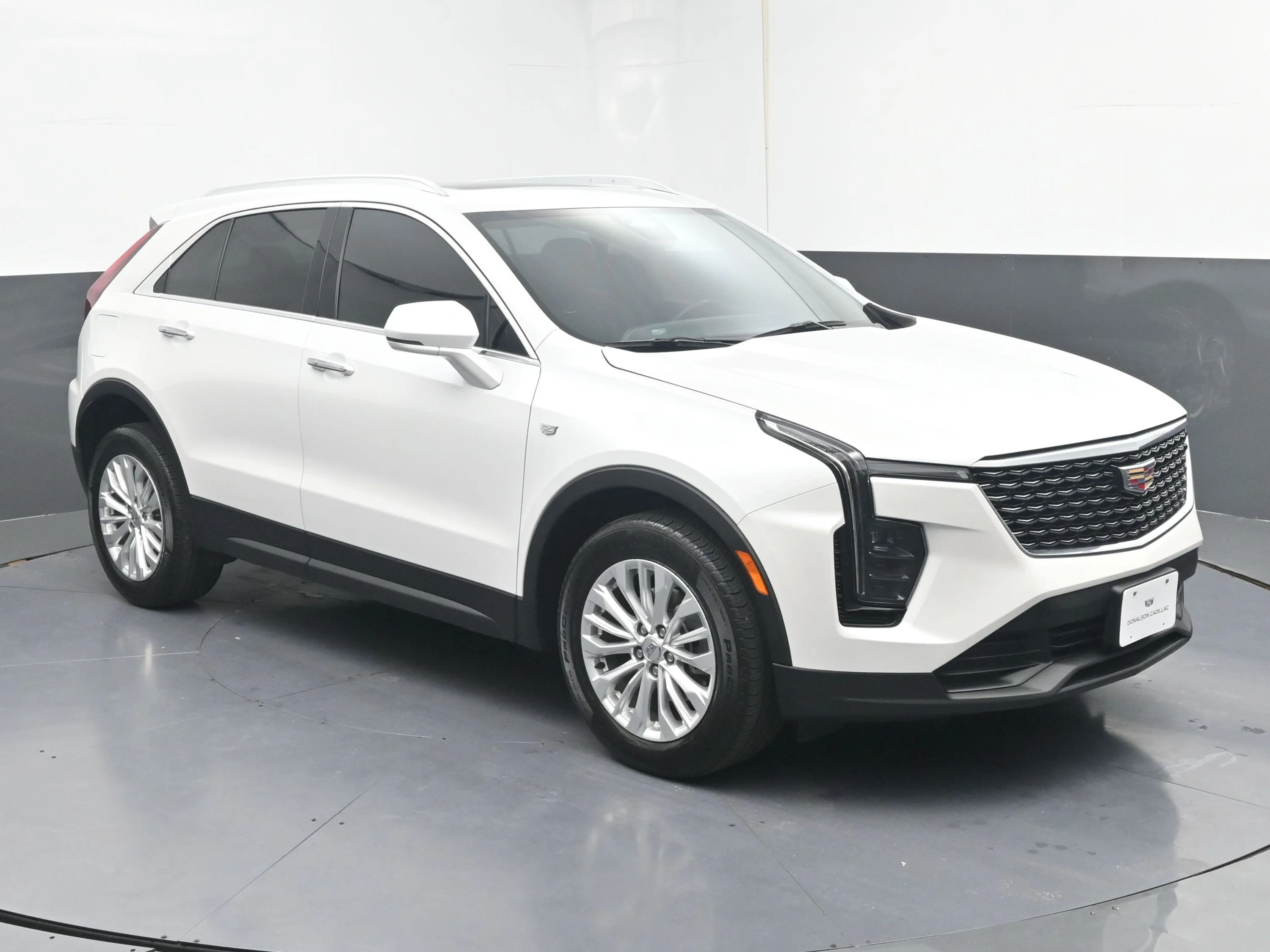 2024 Cadillac XT4 Luxury's photo