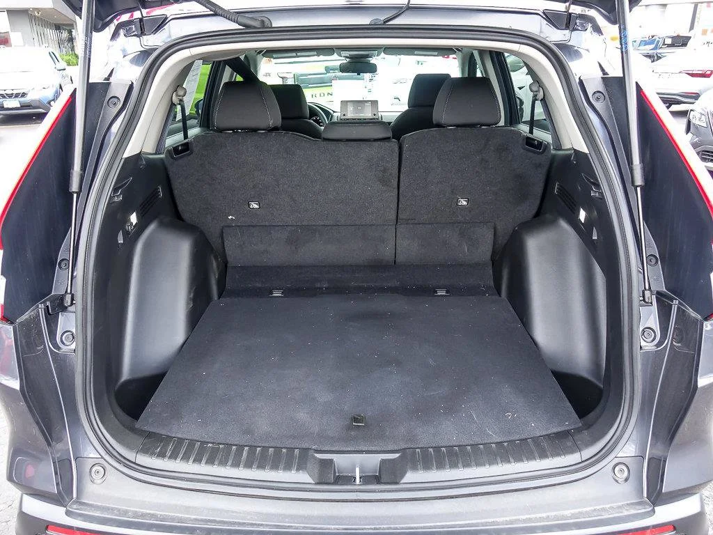 Used 2025 Gray Metallic Honda LX image 27