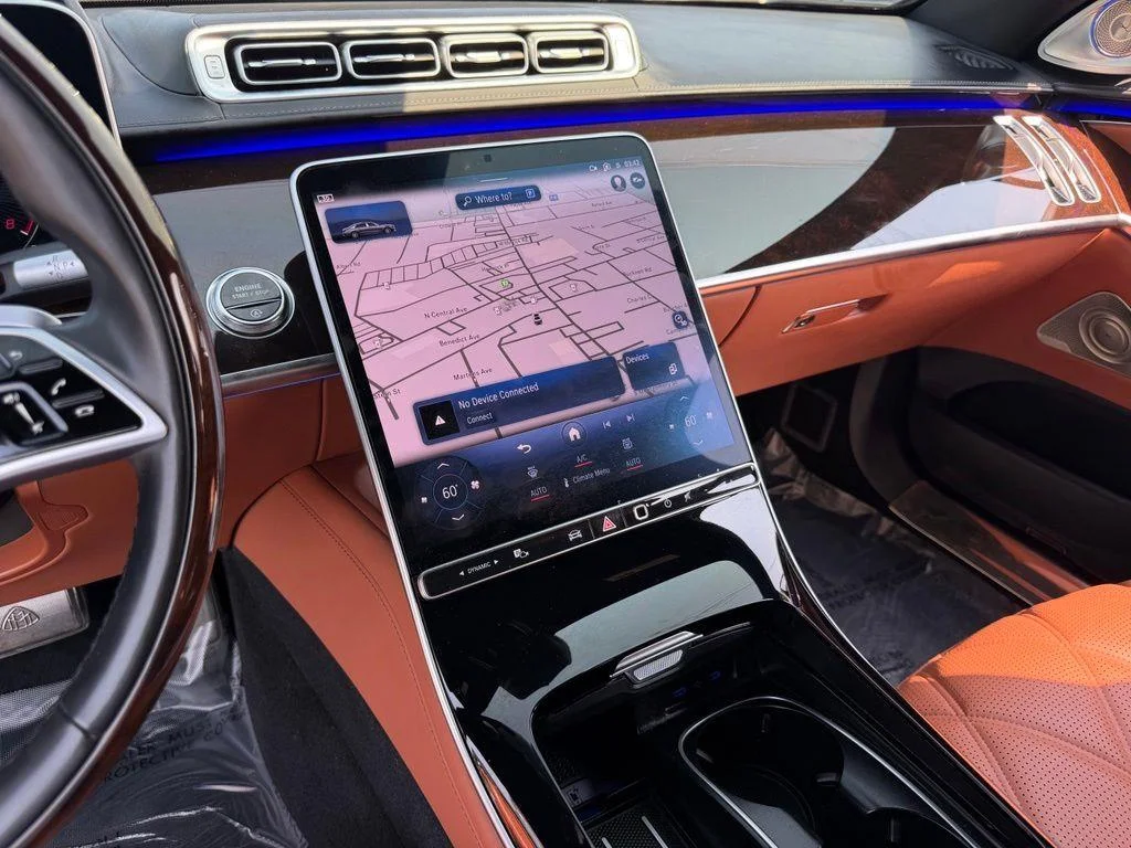 Used 2024 Black Mercedes-Benz Maybach S 580 image 25