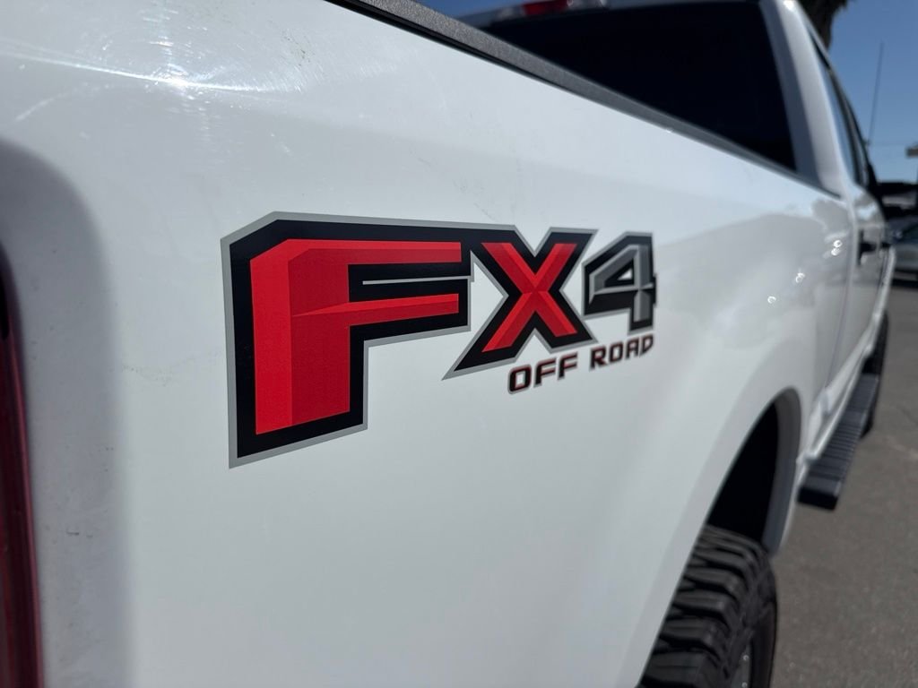 Used 2017 White Ford XL image 6