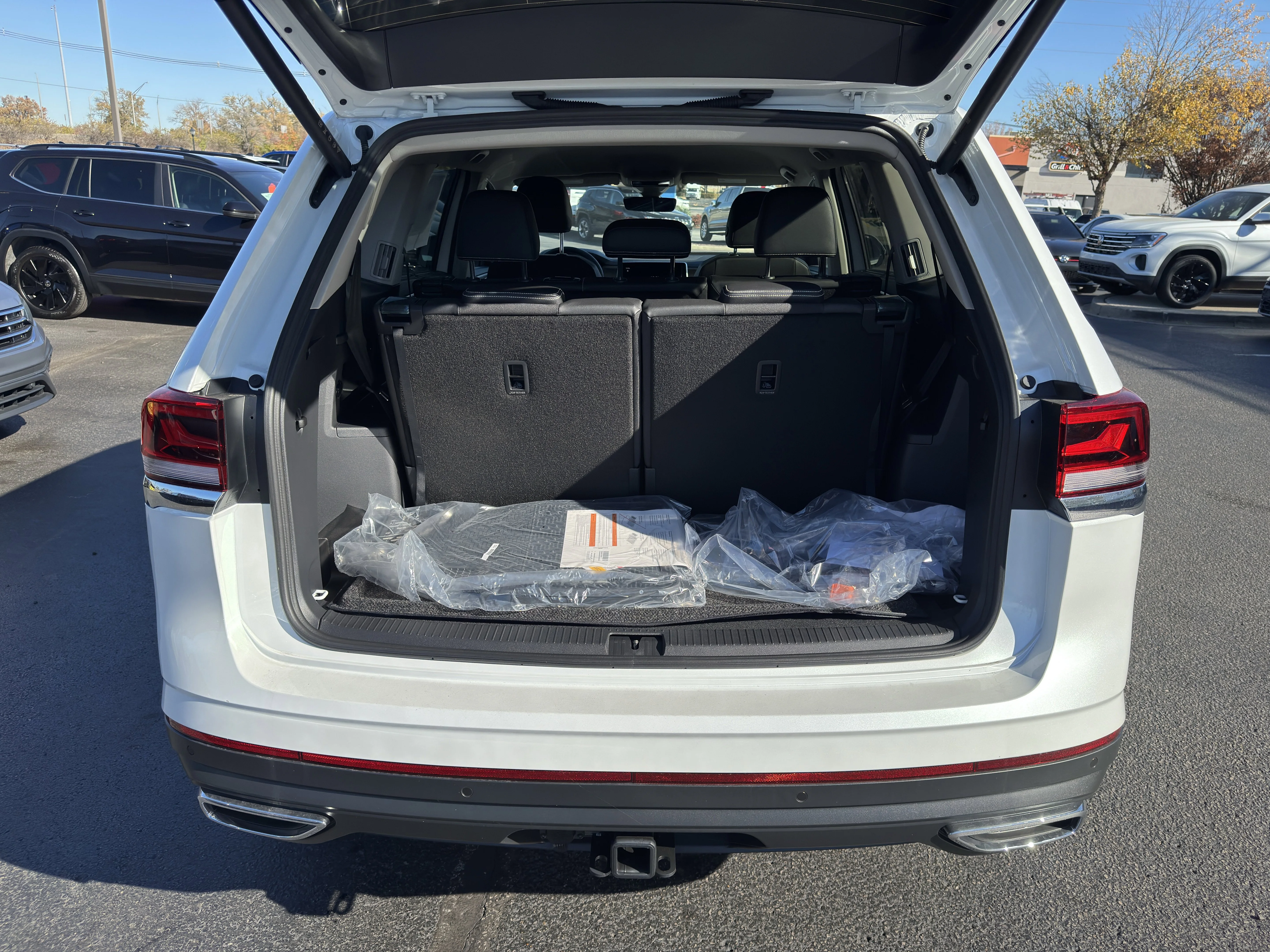 2026 Volkswagen Atlas SE w/Tech - Photo 29
