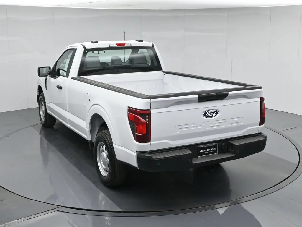 New 2026 Oxford White Ford XL image 32