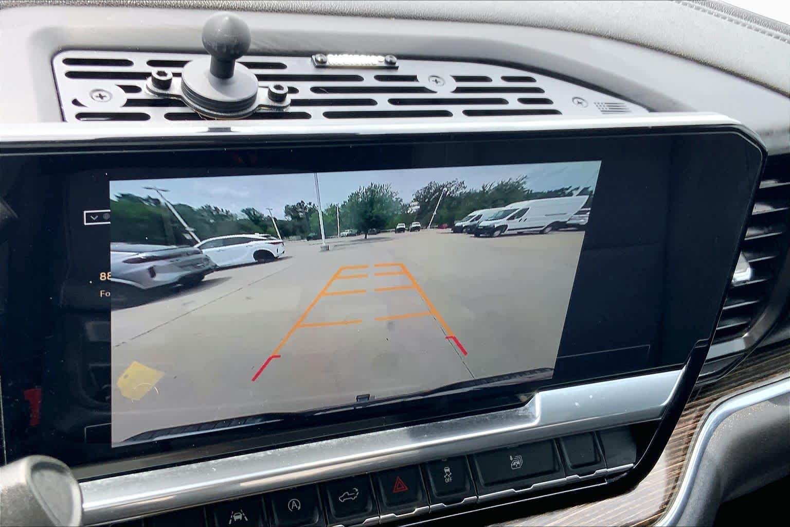 Used 2023 Sterling Metallic GMC Elevation image 29