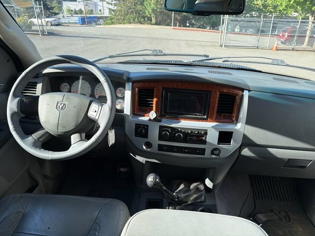 Used 2007 Mineral Gray Metallic Dodge Laramie image 11