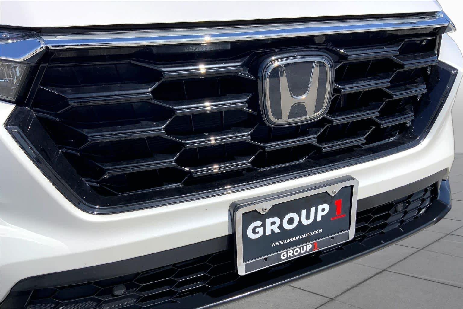 Used 2025 Platinum White Pearl Honda EX-L image 29