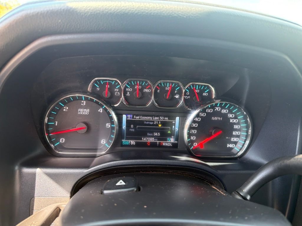Used 2018 White Frost Tricoat GMC SLT image 7