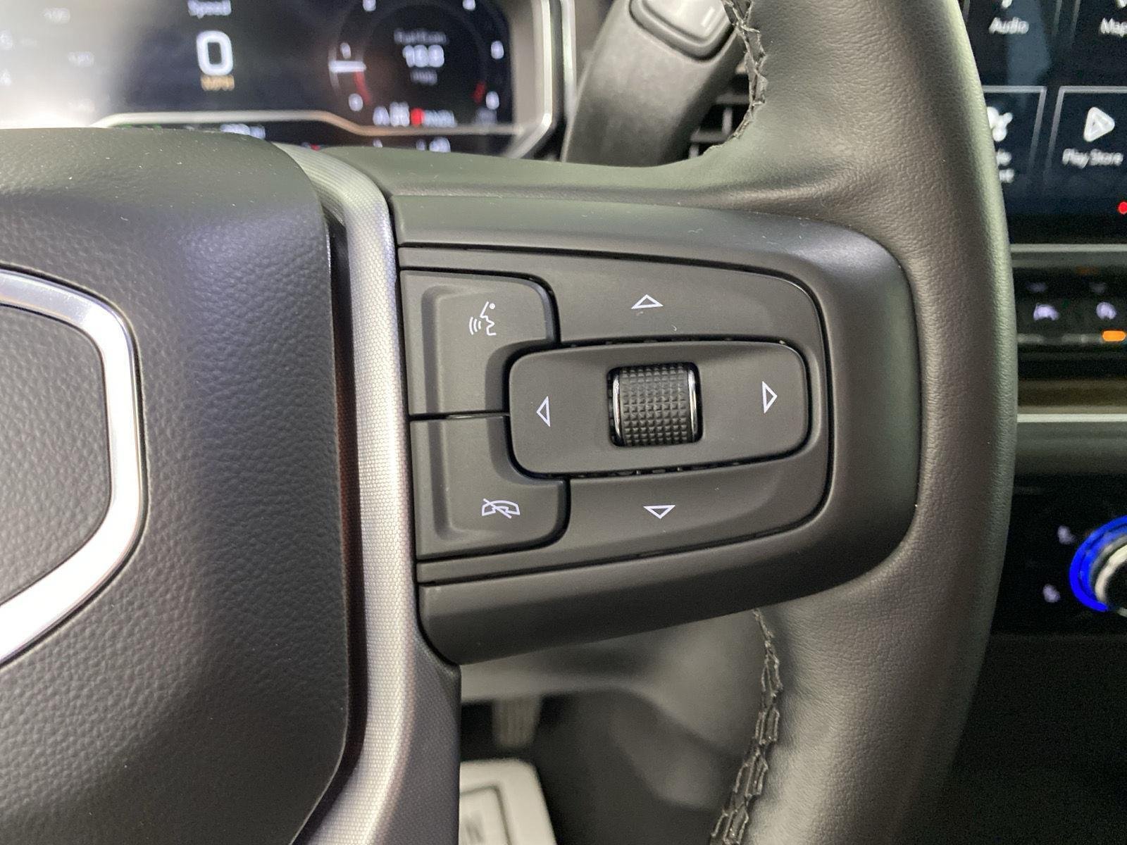 Used 2024 Gray GMC Elevation image 20