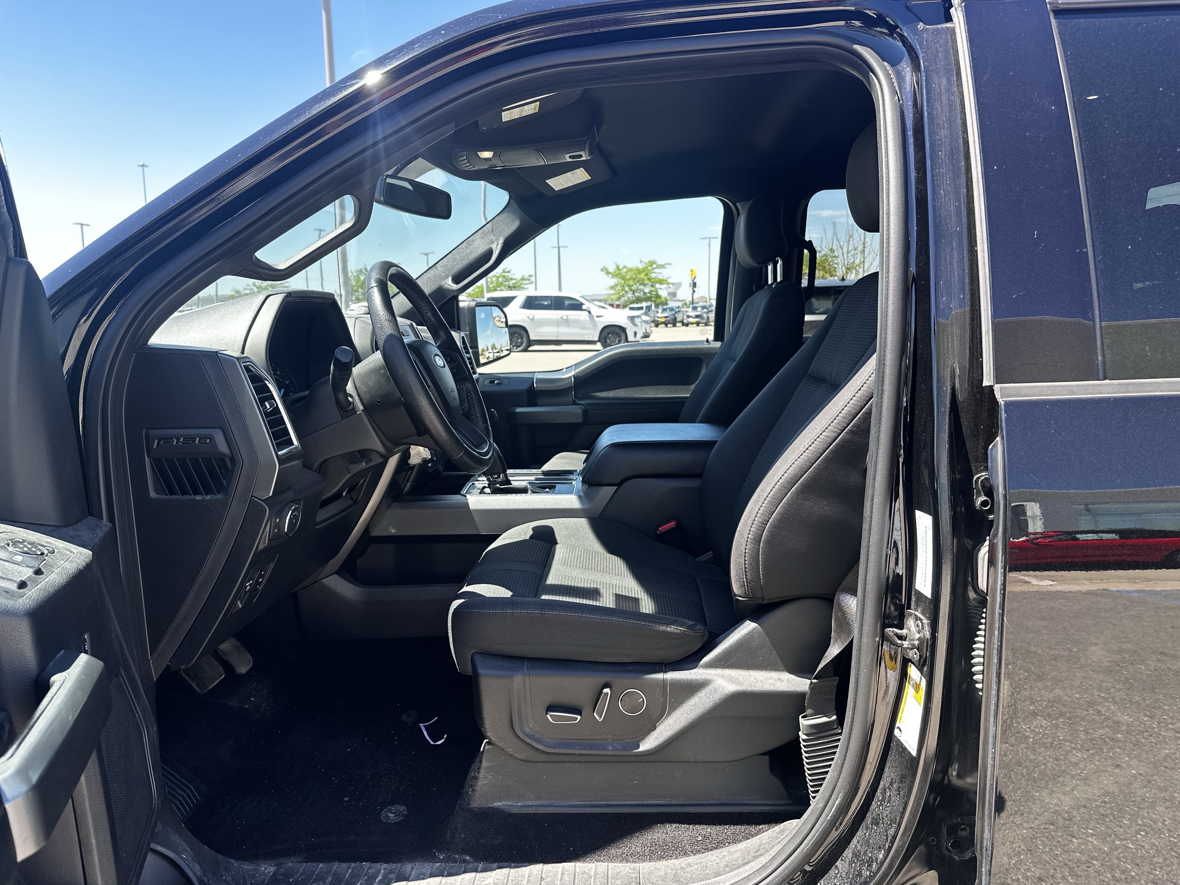 Used 2016 Shadow Black Ford XLT image 7