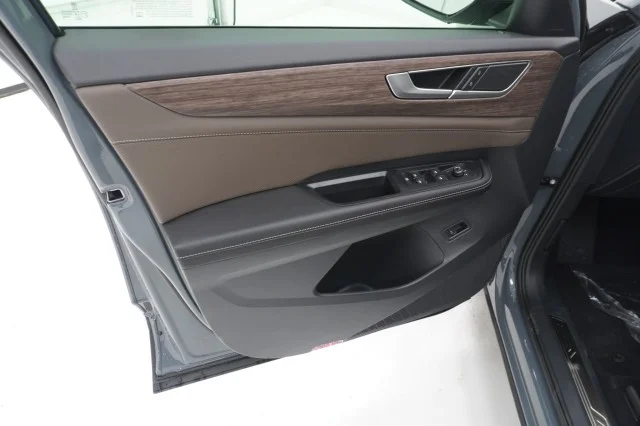 New 2026 Pure Gray Volkswagen 2.0T SEL image 14