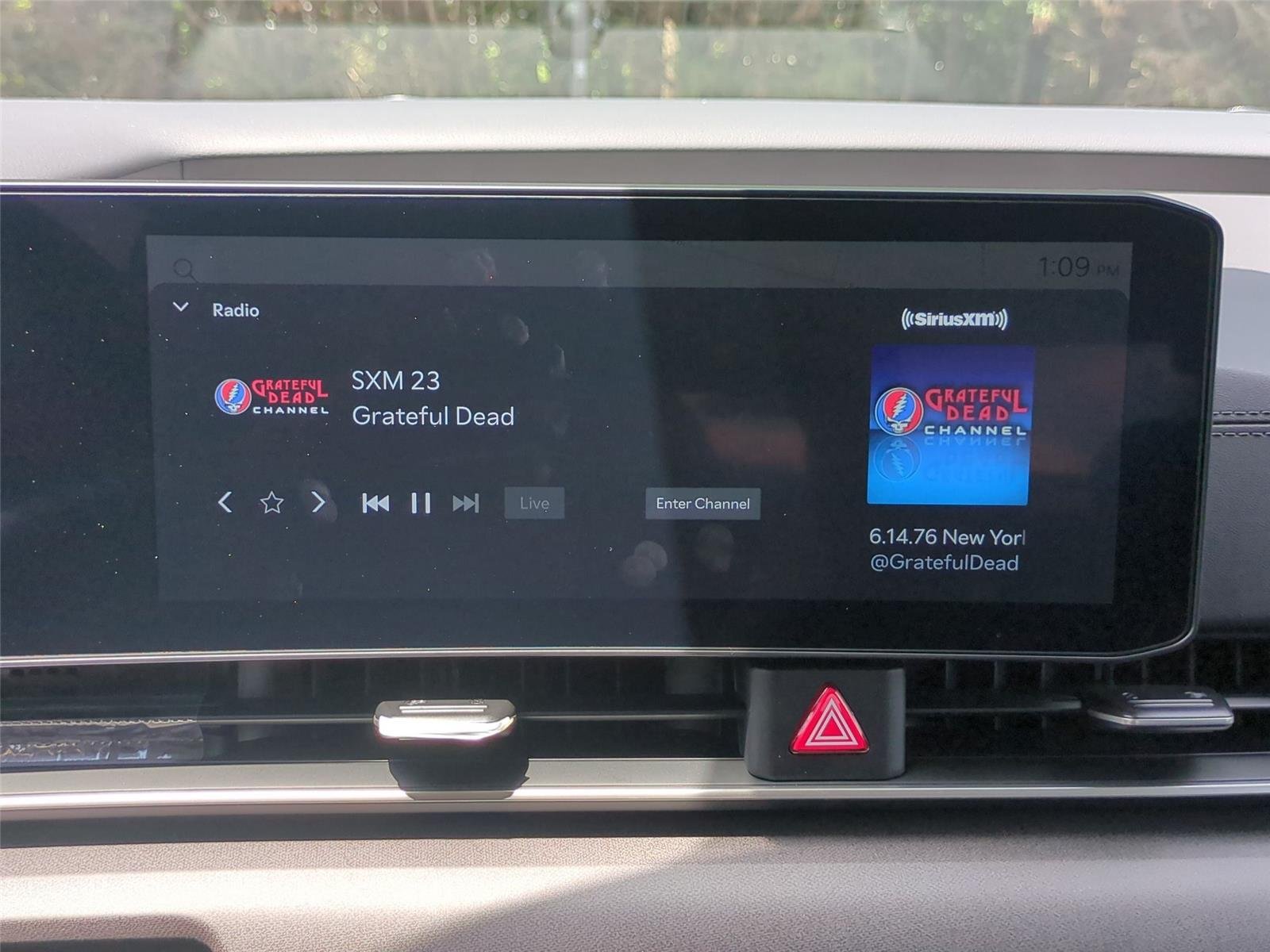 New 2026 Snow White Pearl Kia SX image 25