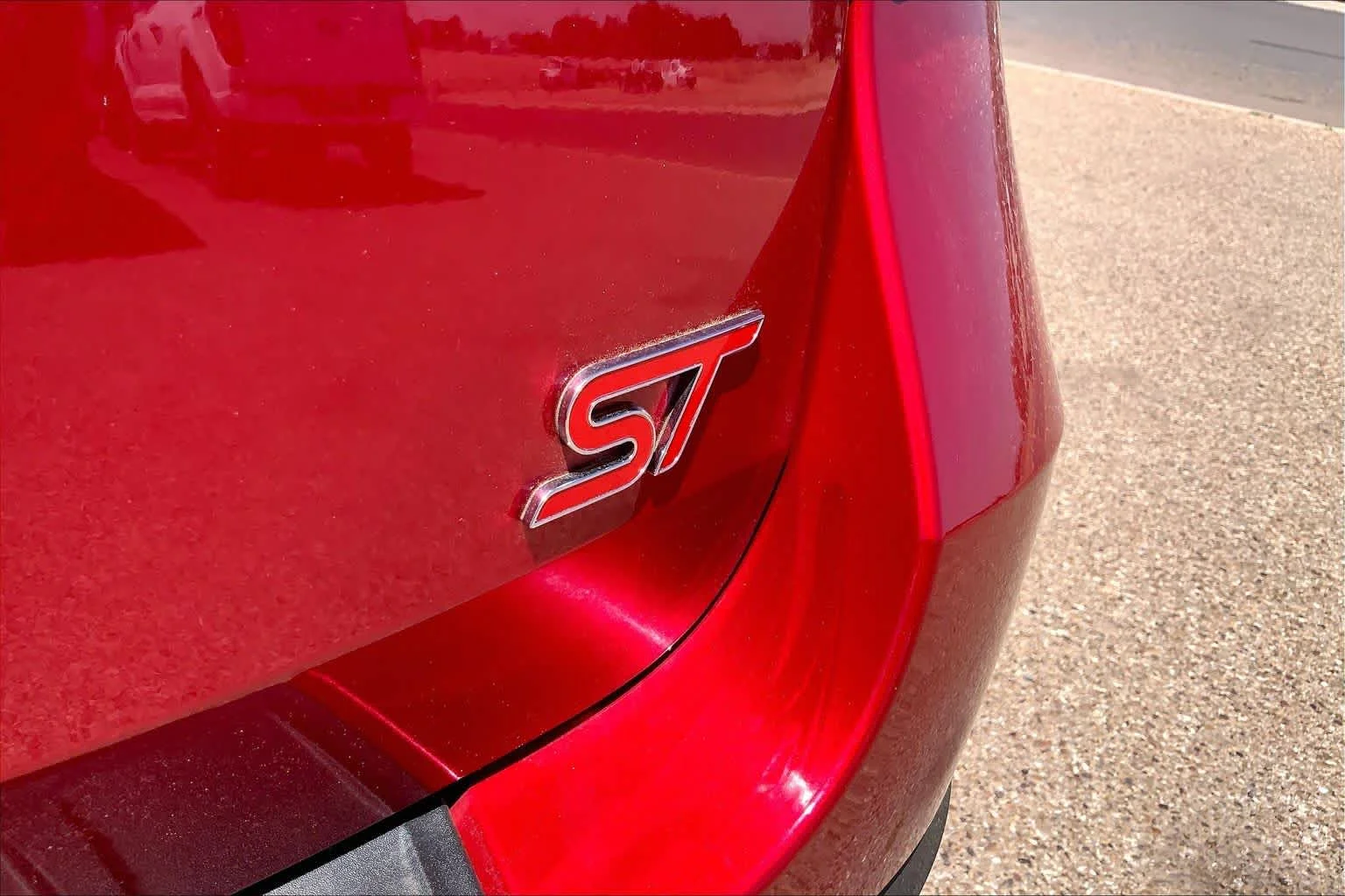 New 2026 Rapid Red Metallic Tinted Clearcoat Ford ST image 15