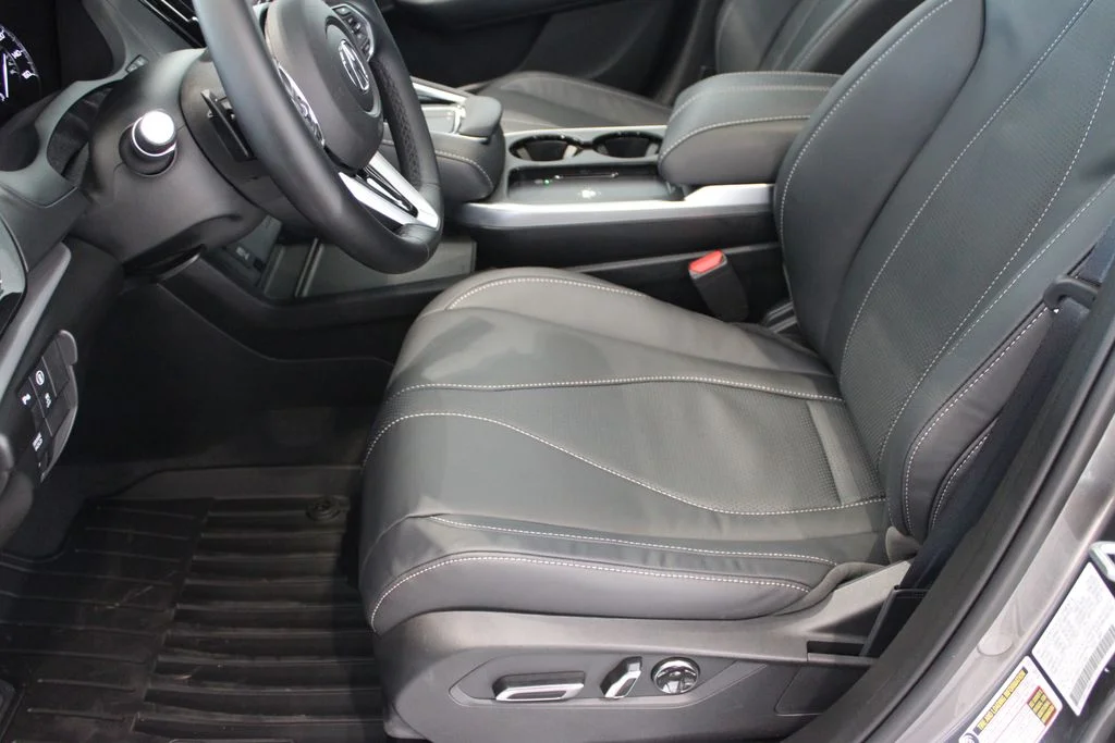 New 2026 Liquid Carbon Metallic Acura Technology Package image 10