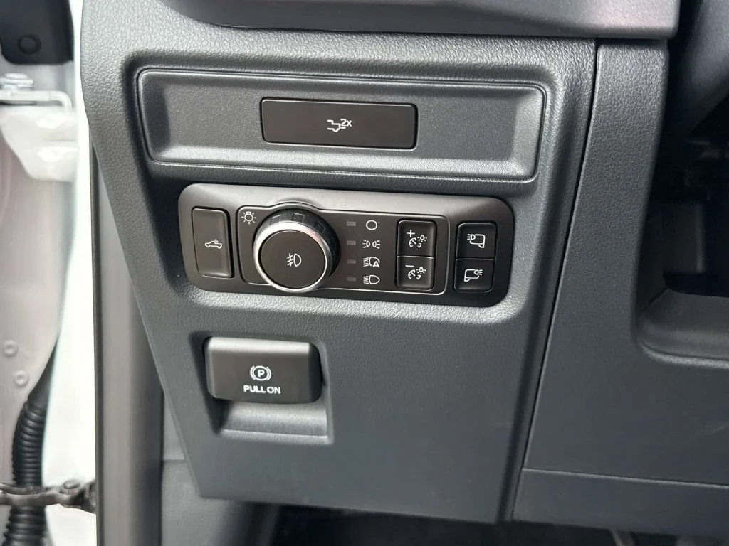 New 2026 White Ford XLT image 25