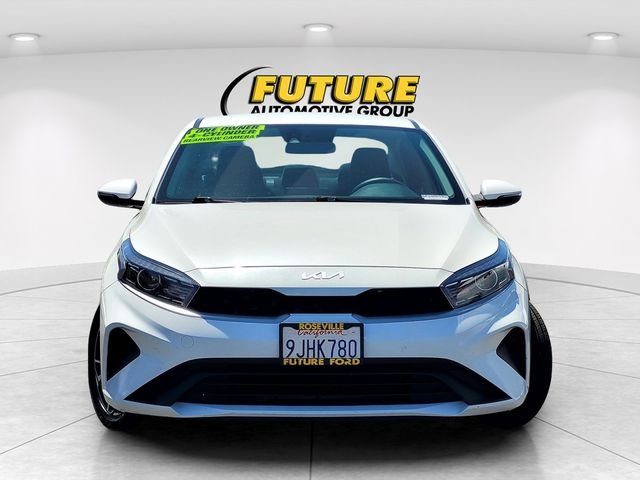 Used 2023 White Kia LXS image 2