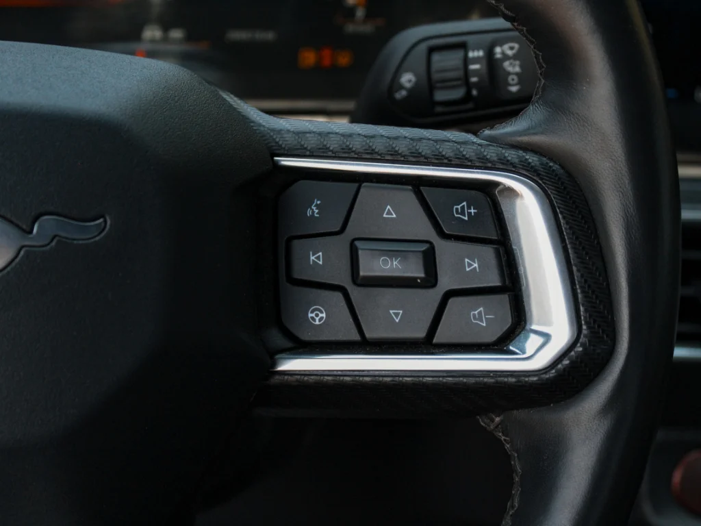 Used 2024 Vapor Blue Metallic Ford GT Premium image 14