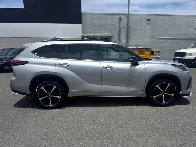 Used 2022 Silver Toyota XSE image 6