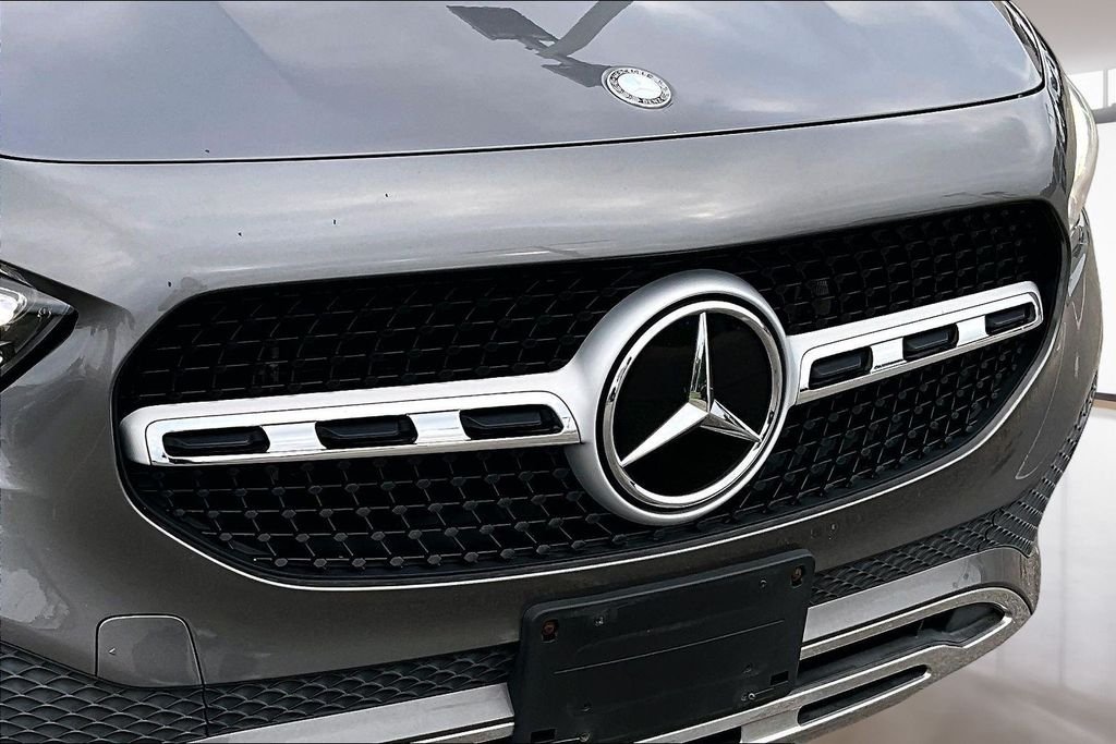 Used 2021 Gray Mercedes-Benz GLA 250 image 30