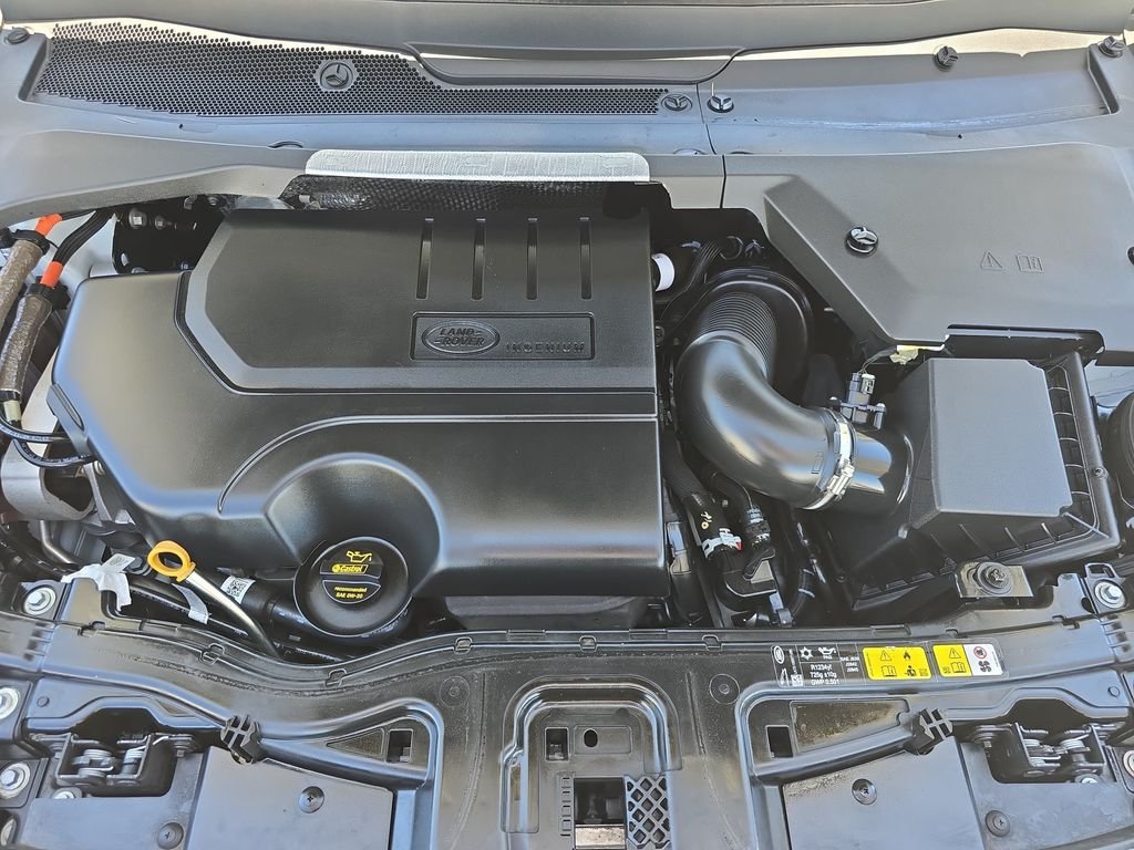 Certified Used 2025 White Land Rover S image 33