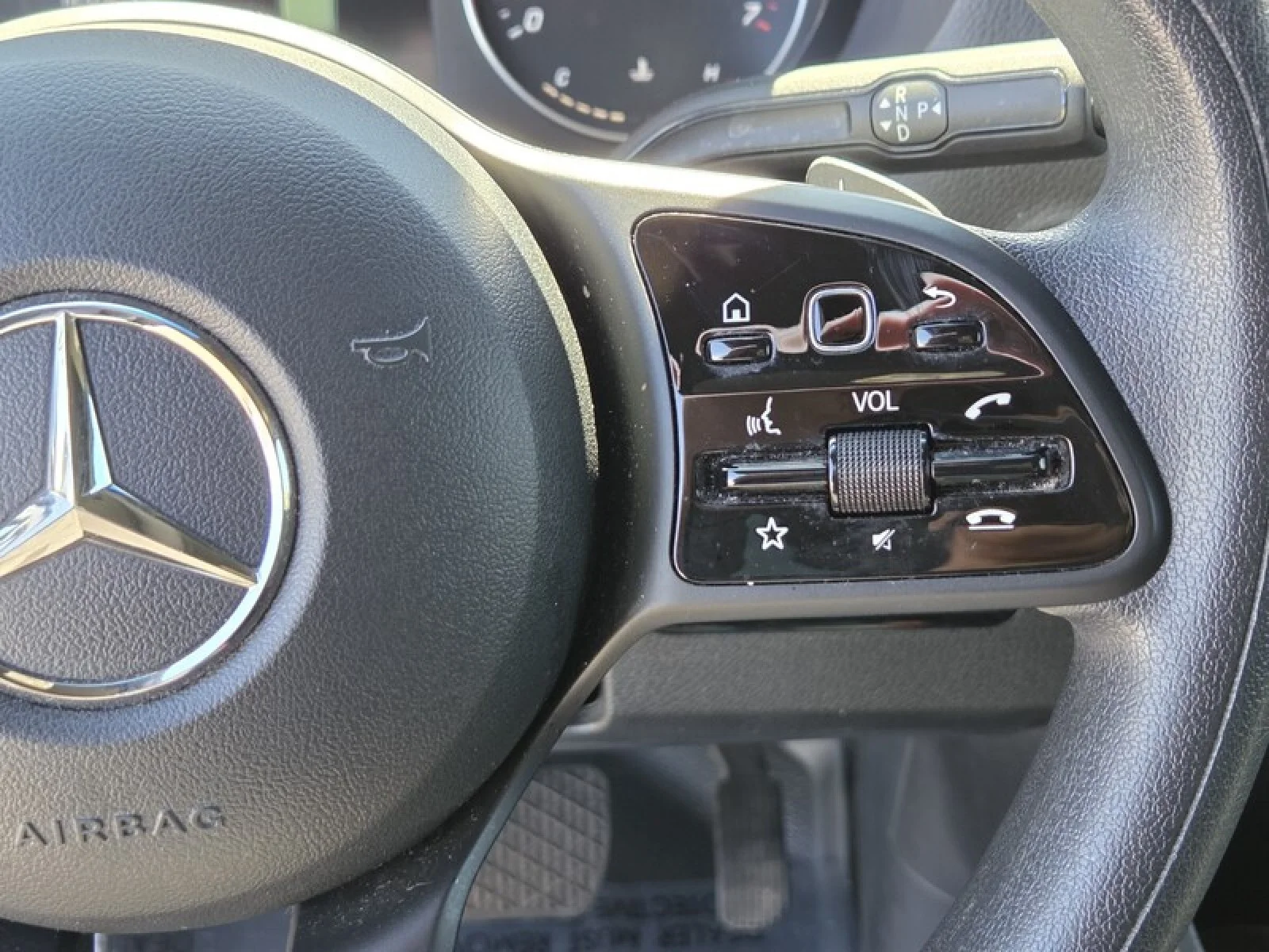 Used 2023 Arctic White Mercedes-Benz 2500 image 26