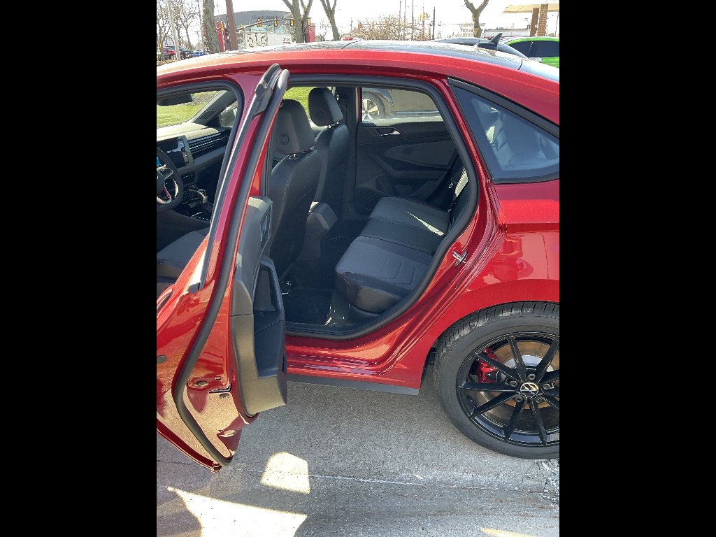 New 2026 Kings Red Metallic w/ Deep Black Roof Volkswagen Autobahn image 6