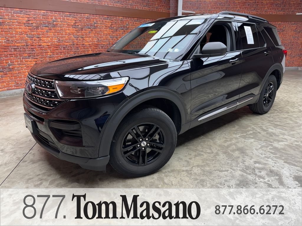 Certified Used 2023 Black Ford XLT image 1