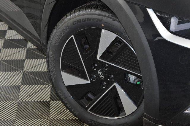New 2026 Black Hyundai SE image 44